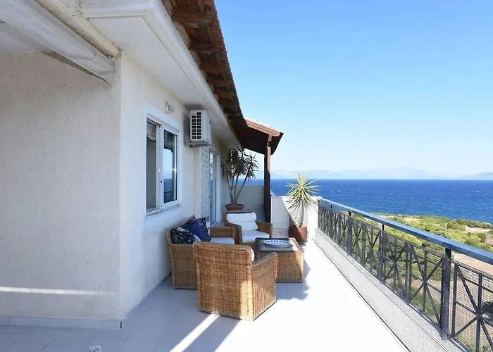Top Floor With Stunning 360 View