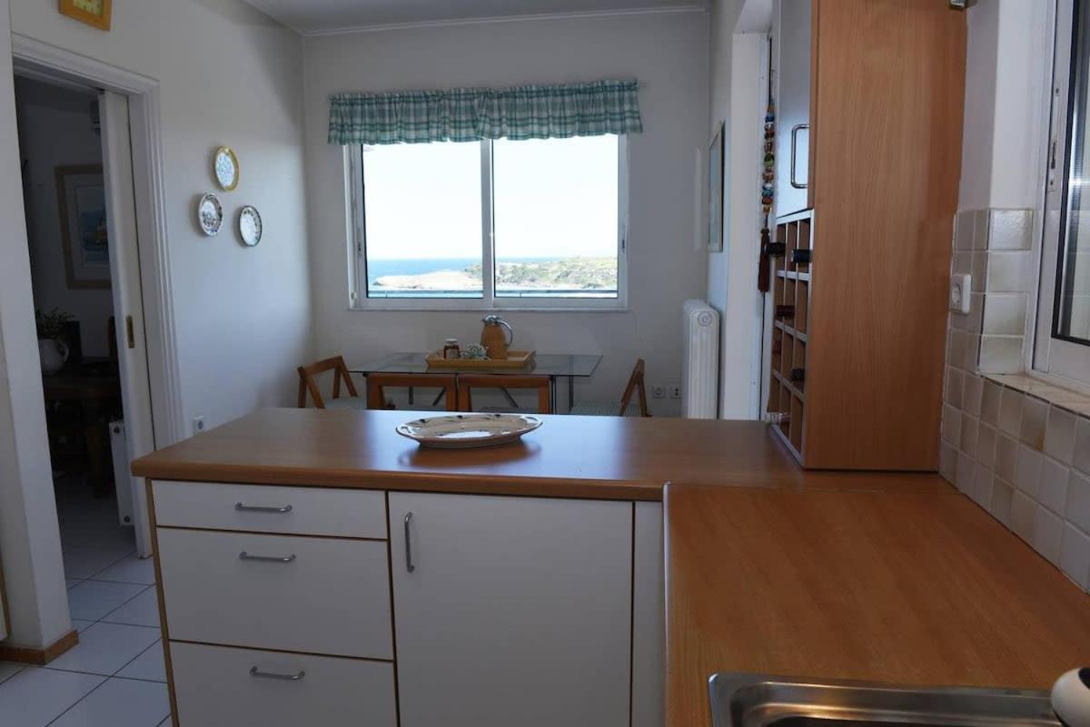 Floor 3bed 2bath With Stunning 360 View Apartment *