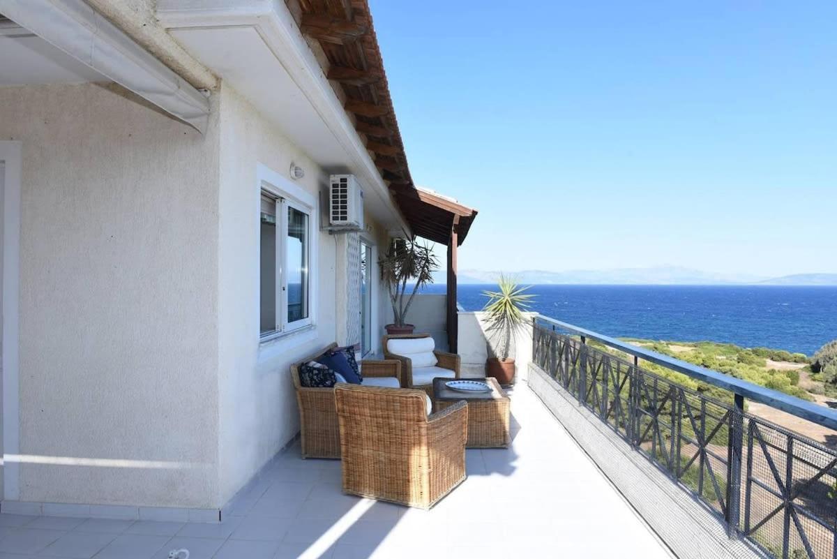 Floor 3bed 2bath With Stunning 360 View Apartment Rafína