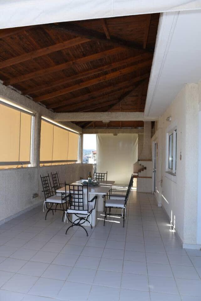 Floor 3bed 2bath With Stunning 360 View *