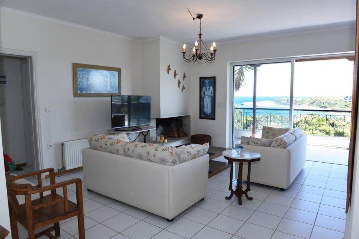 Floor 3bed 2bath With Stunning 360 View *