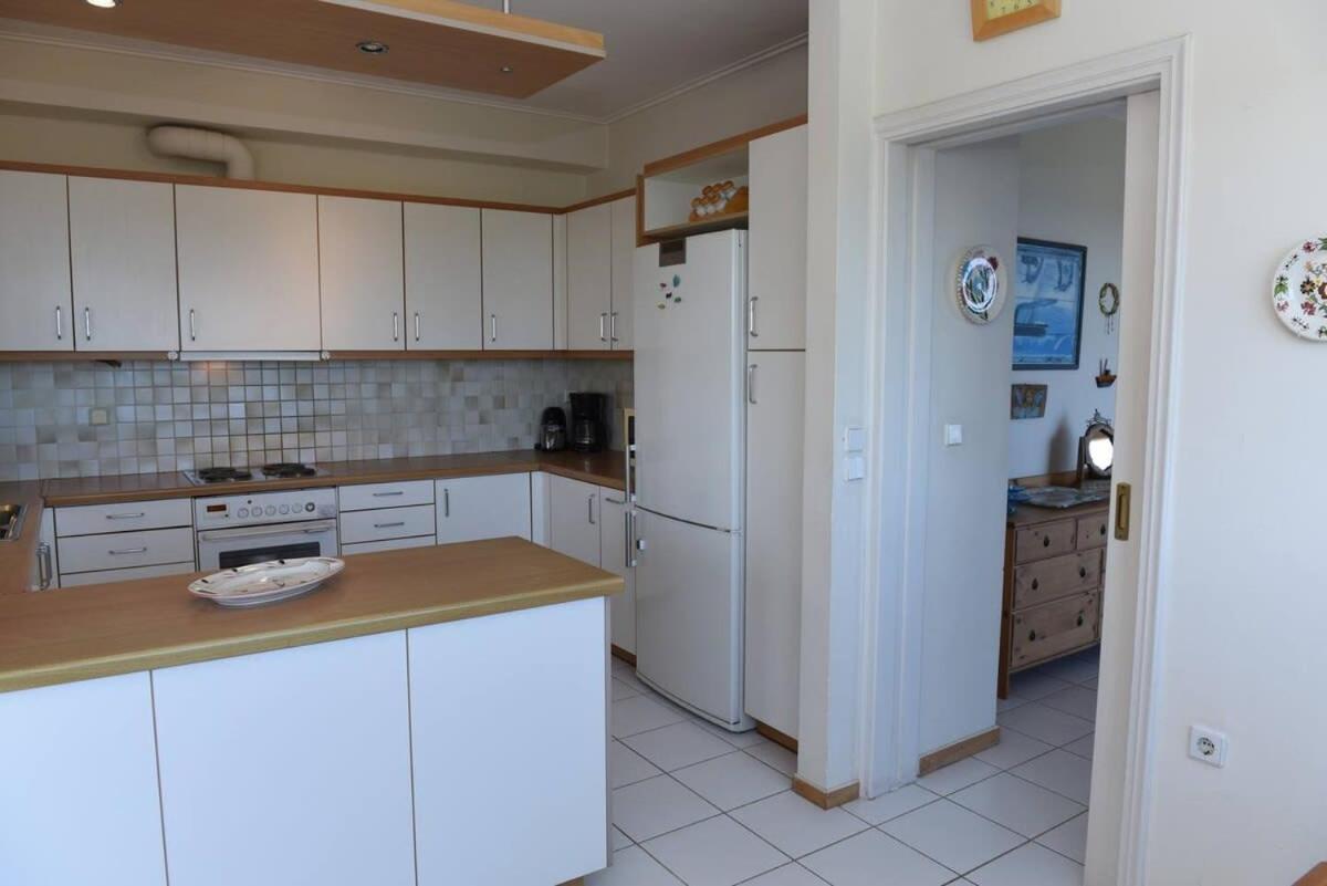 Floor 3bed 2bath With Stunning 360 View Apartment