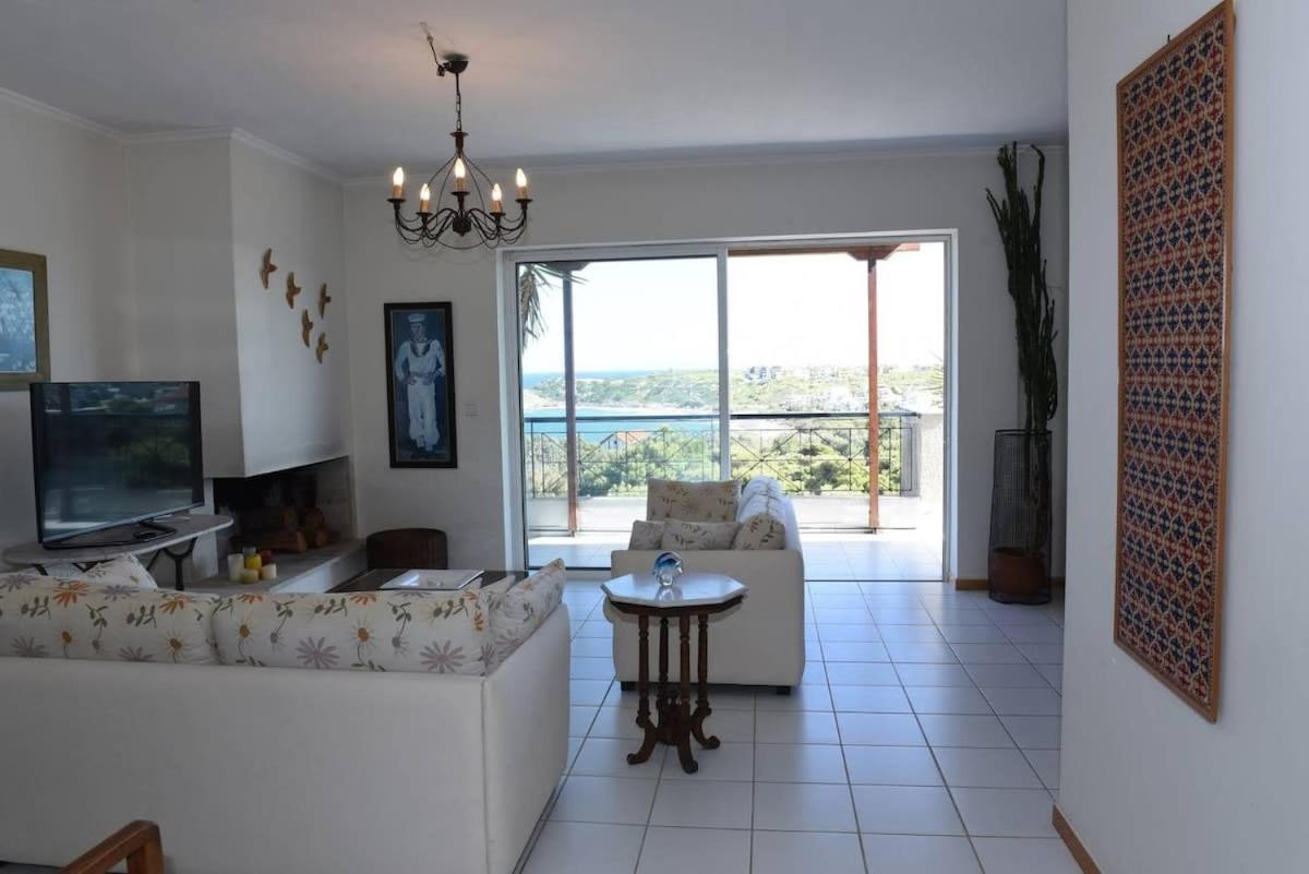 Floor 3bed 2bath With Stunning 360 View Apartment Rafína